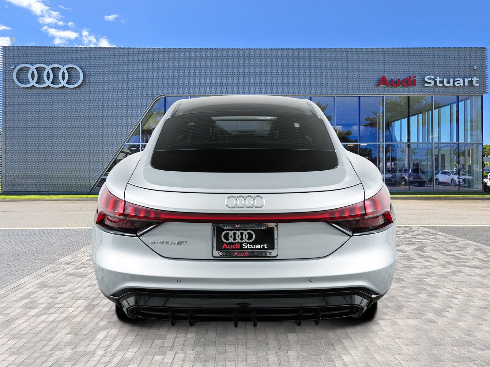 Used 2022 Audi e-tron GT Prestige image 6