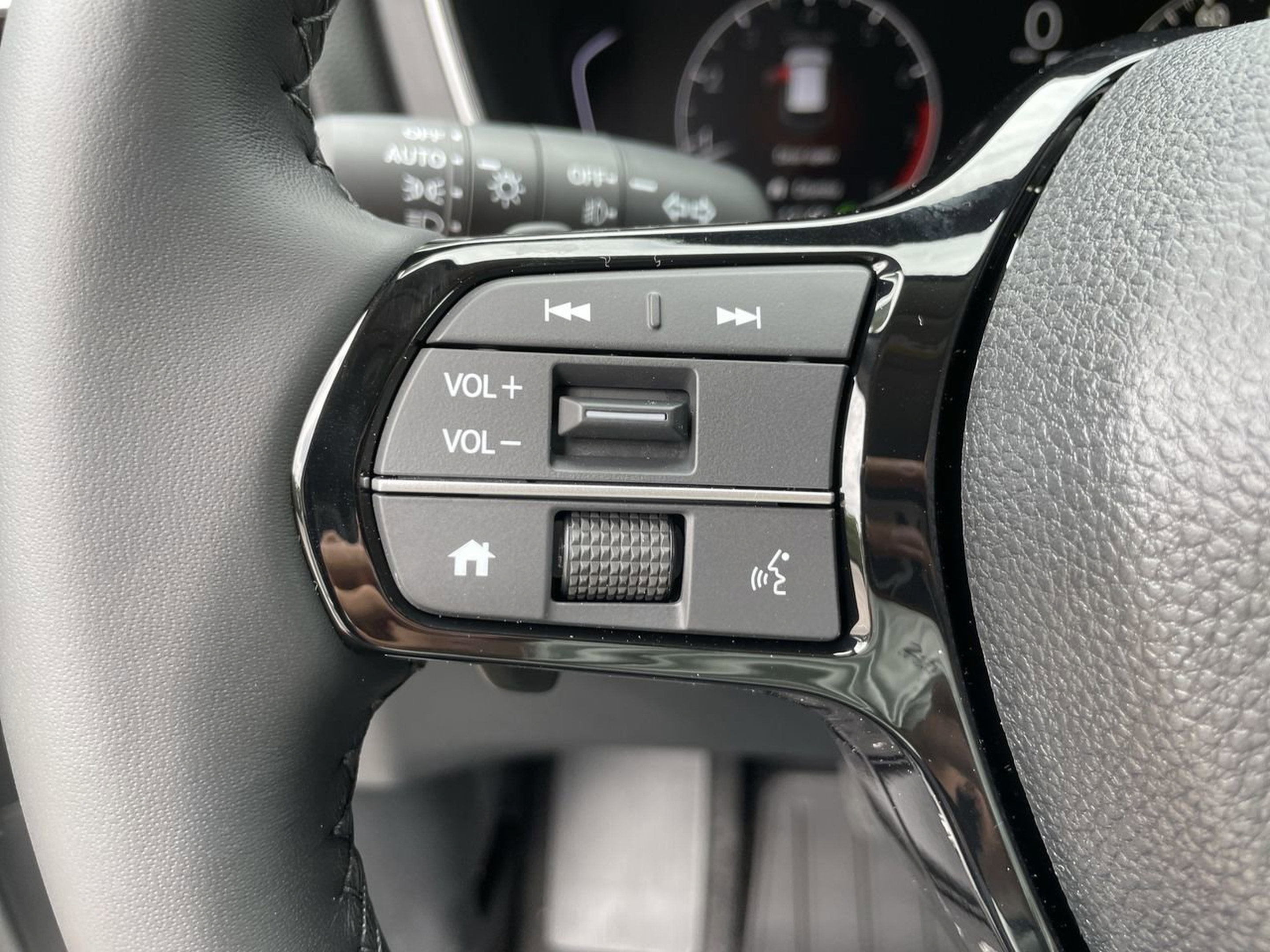 Certified 2025 Honda Pilot EX-L image 14