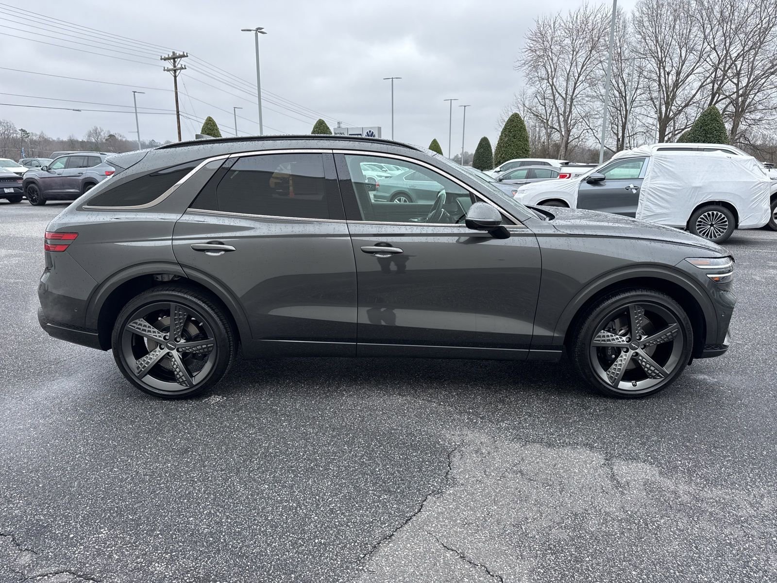 Used 2025 Genesis GV70 3.5T Sport w/ Sport Prestige Package image 8