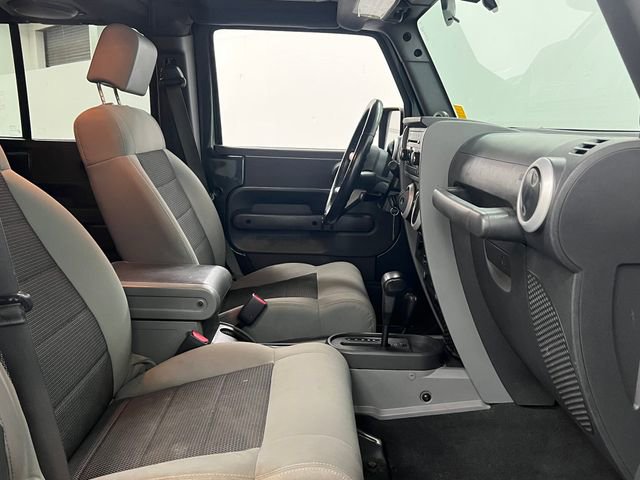 Used 2010 Jeep Wrangler Unlimited Sahara w/ Dual Top Group image 19