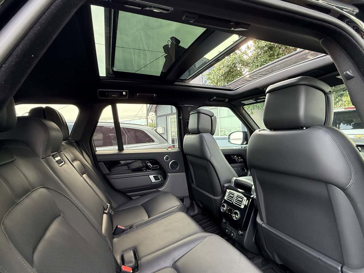 Used 2021 Land Rover Range Rover Westminster Edition image 11