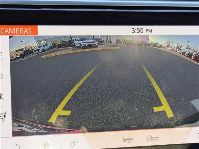 Used 2019 Land Rover Range Rover HSE image 17