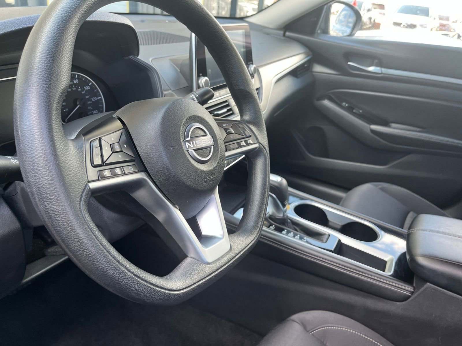 Used 2023 Nissan Altima 2.5 SV FWD image 34