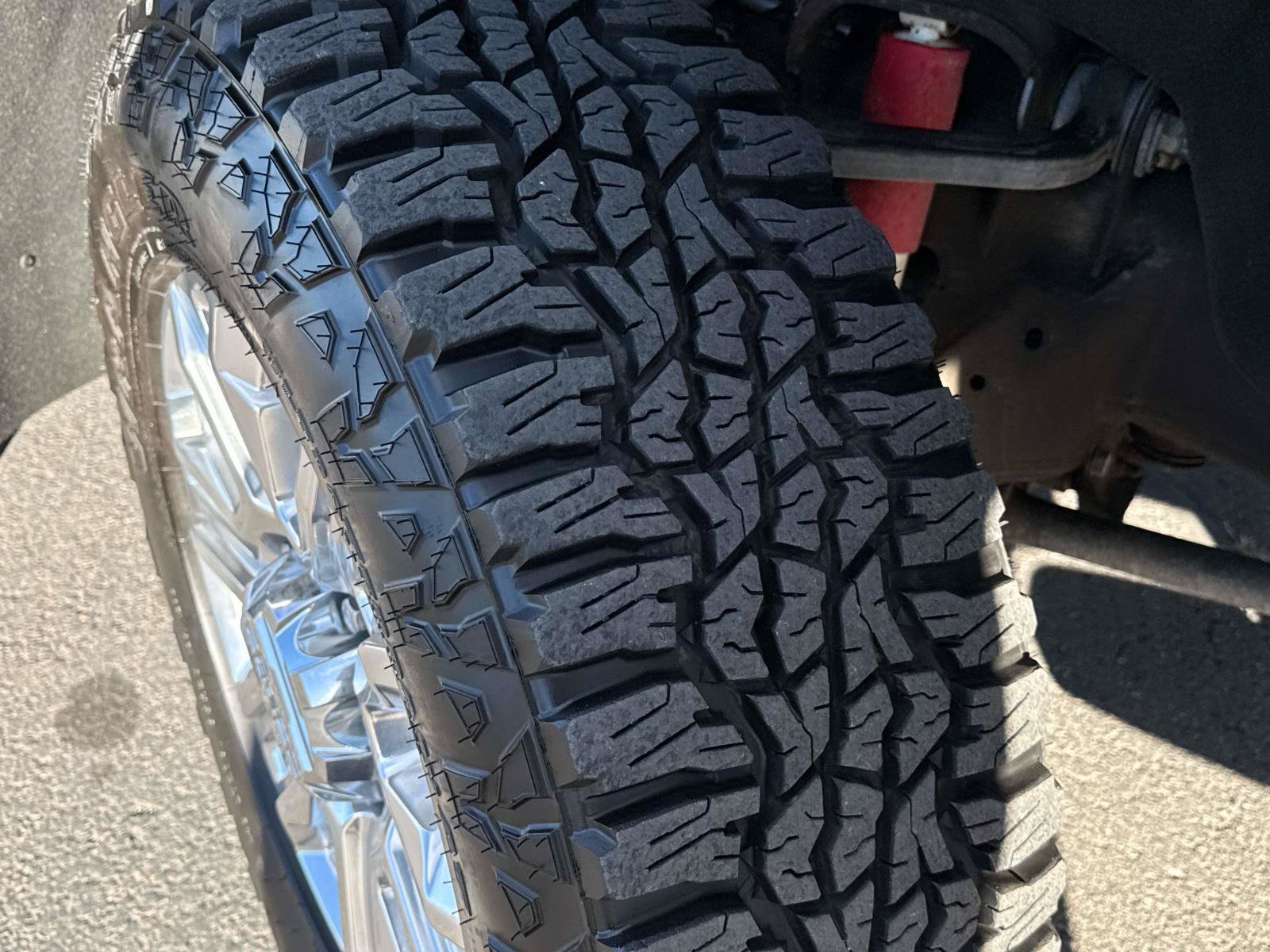 Used 2022 GMC Sierra 3500 Denali AWD/4WD image 8