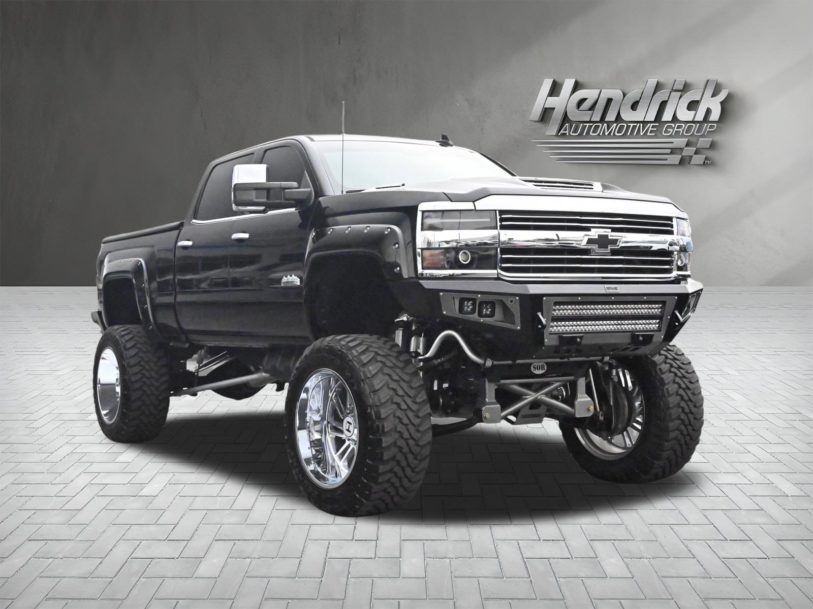 Used 2017 Chevrolet Silverado 2500 High Country w/ Duramax Plus Package image 2