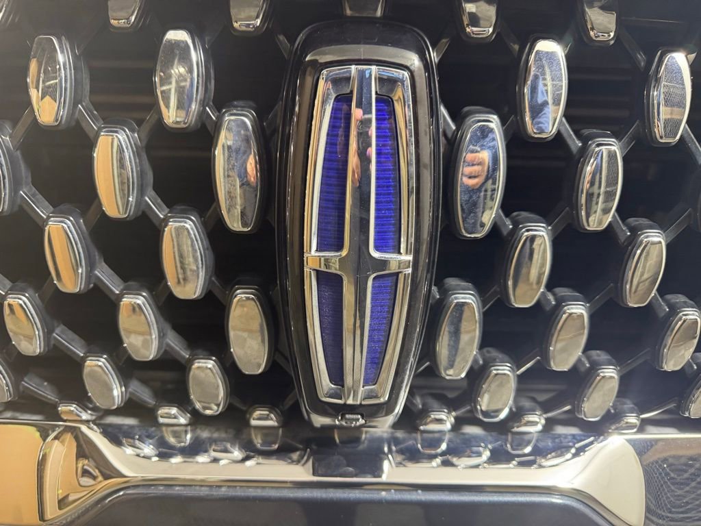 Certified 2023 Lincoln Aviator Grand Touring w/ Equipment Group 301A image 9