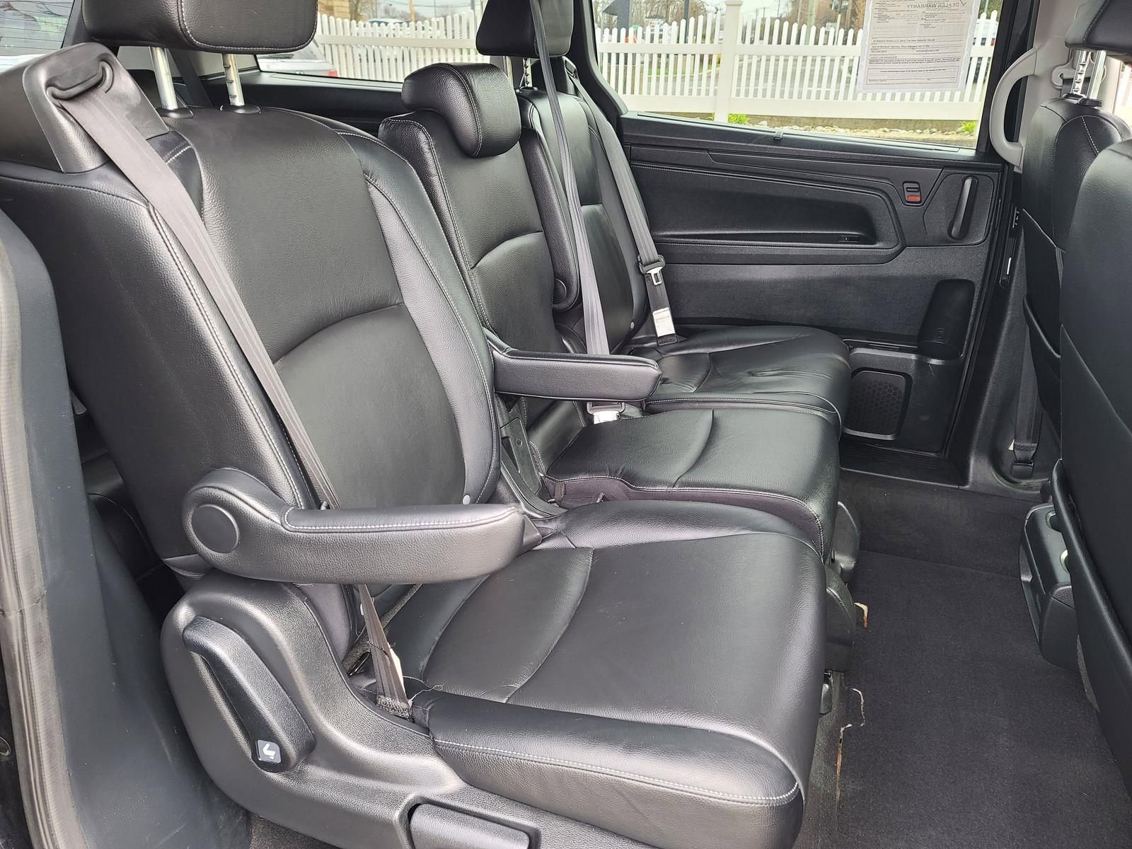 Used 2023 Honda Odyssey EX-L image 17