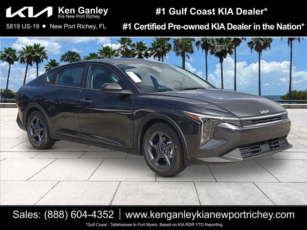 New 2026 Kia K4 LXS