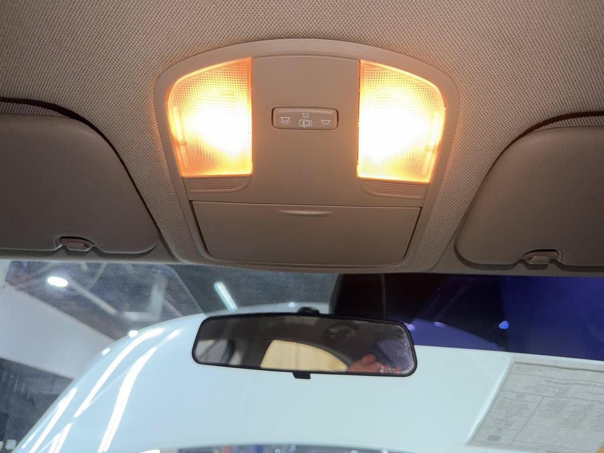 Used 2019 Hyundai Elantra SEL FWD image 22