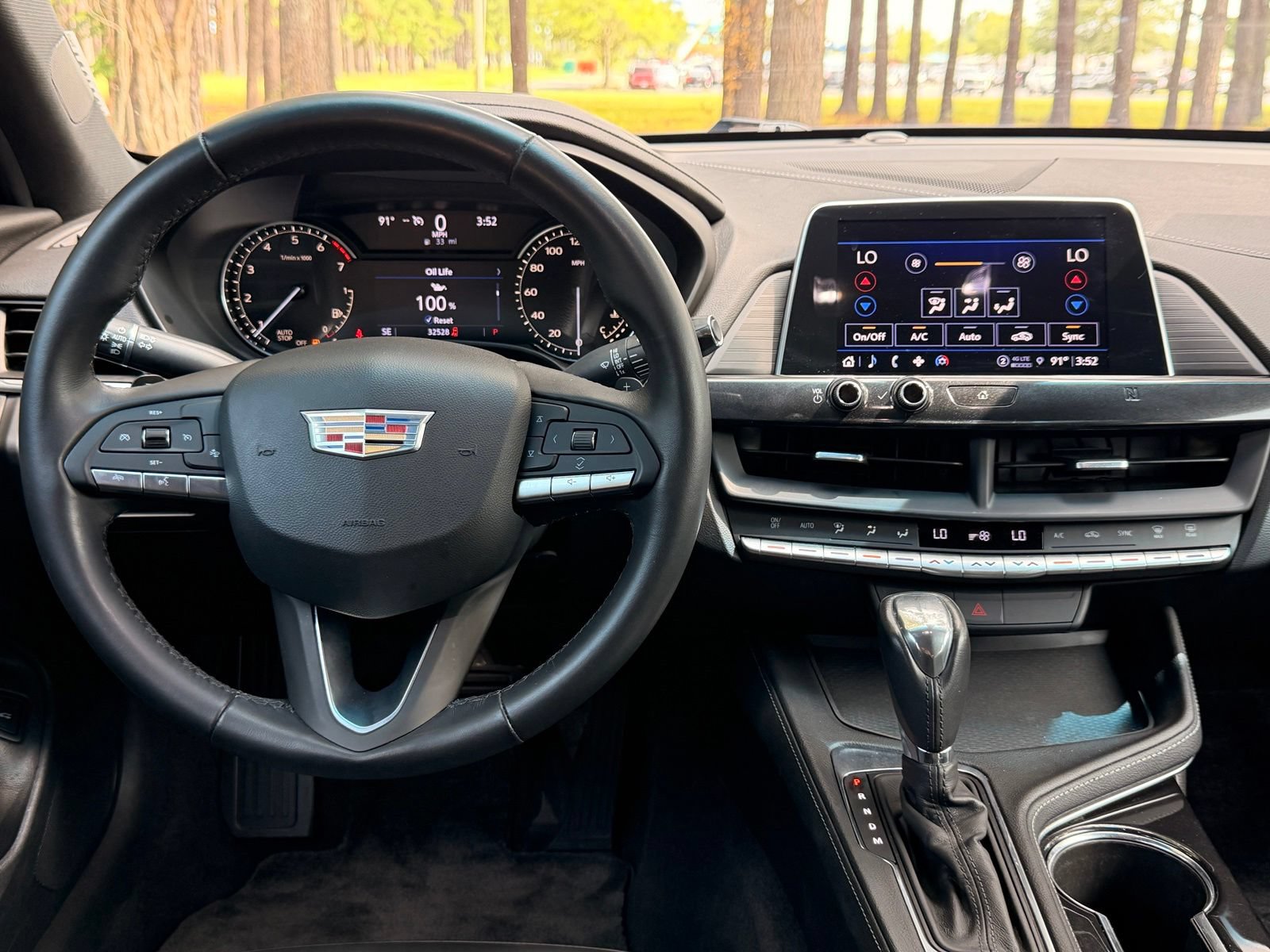 Used 2021 Cadillac CT4 Luxury RWD image 3