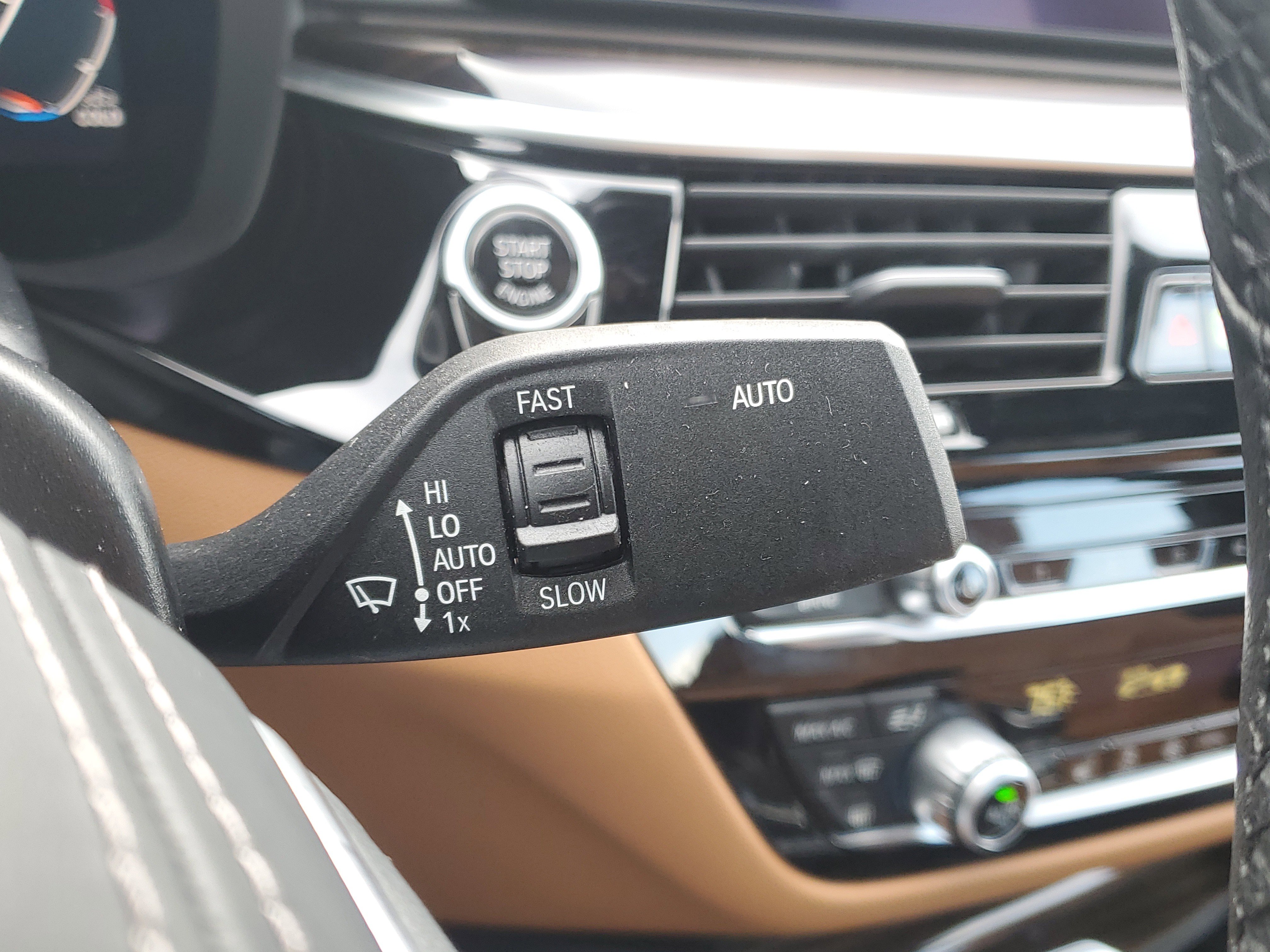 Used 2023 BMW 530i xDrive 530i xDrive w/ Premium Package image 16