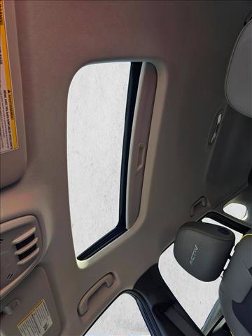 New 2026 Chevrolet Trax ACTIV w/ Sunroof Package image 14