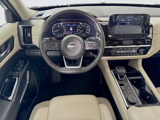 Used 2023 Nissan Pathfinder SL AWD/4WD image 39