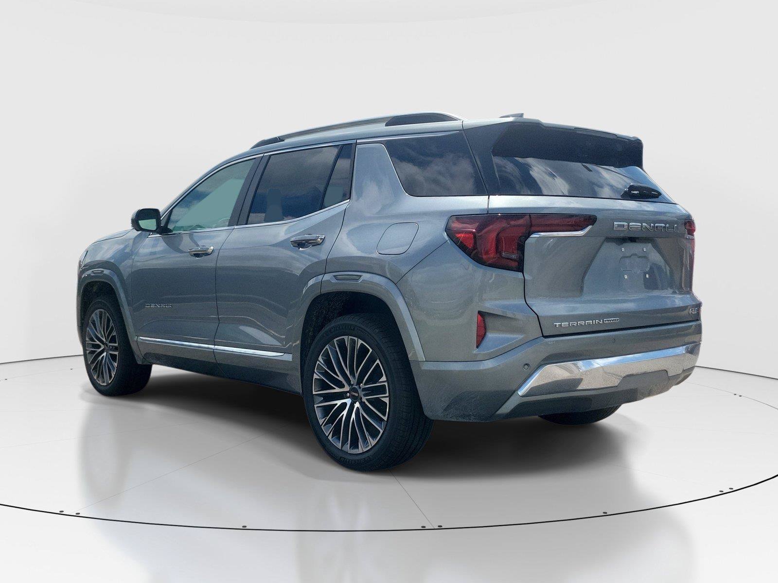 New 2027 GMC Terrain Denali w/ LPO, Black Badging Package AWD/4WD image 3
