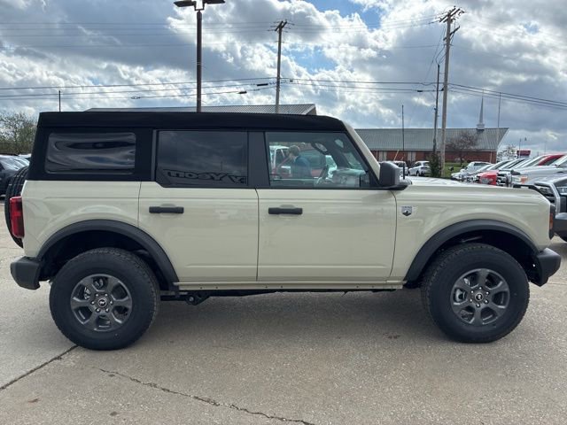 New 2026 Ford Bronco Big Bend image 9