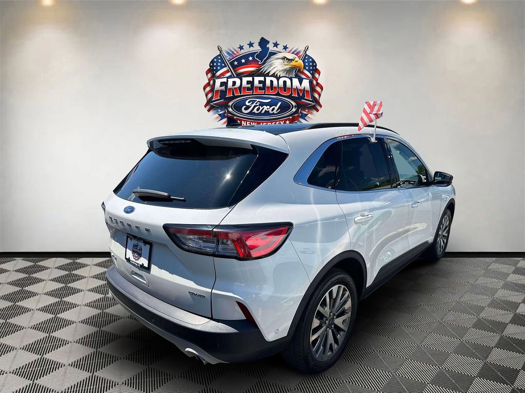 Used 2021 Ford Escape Titanium AWD/4WD image 5