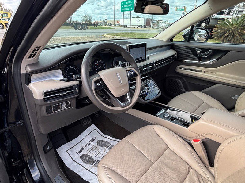 Used 2020 Lincoln Corsair FWD w/ Premium Package image 10