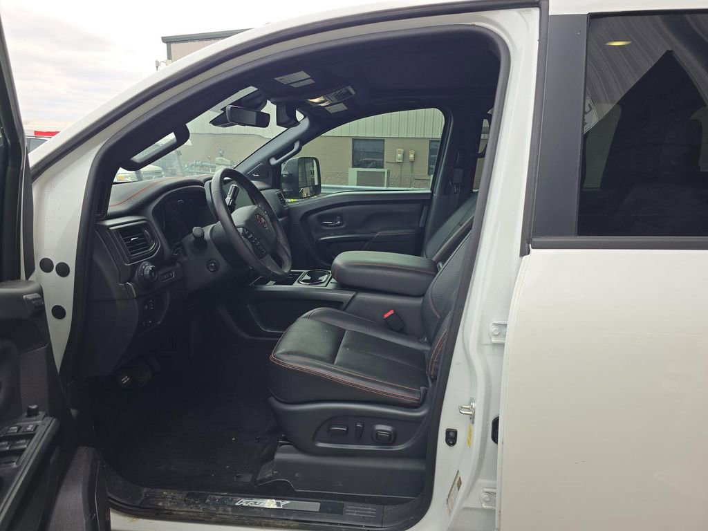 Certified 2024 Nissan Titan PRO-4X w/ Pro-4x Convenience Package image 7