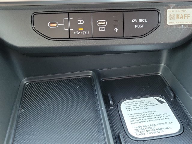 New 2027 Kia Carnival SX FWD image 37