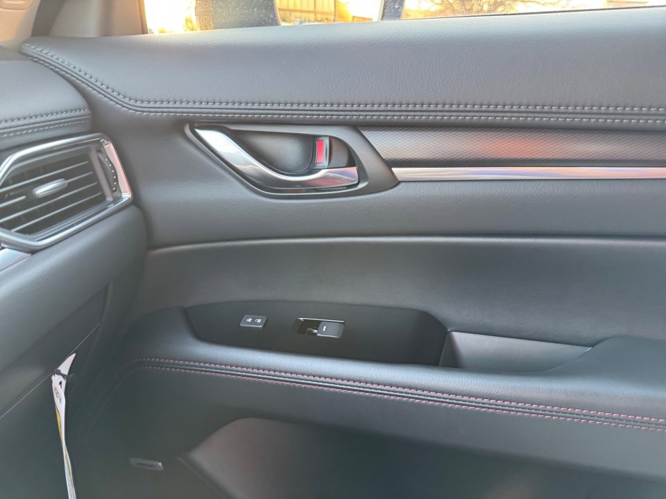 Certified 2025 MAZDA CX-5 Carbon Edition image 35
