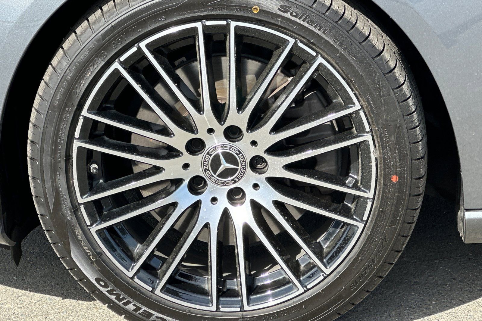 Used 2023 Mercedes-Benz C 300 Sedan image 25