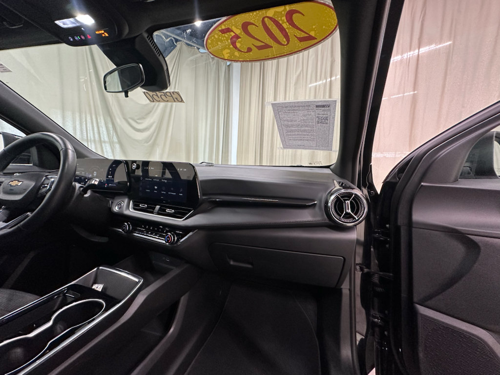 Certified 2025 Chevrolet Equinox LT AWD/4WD image 14
