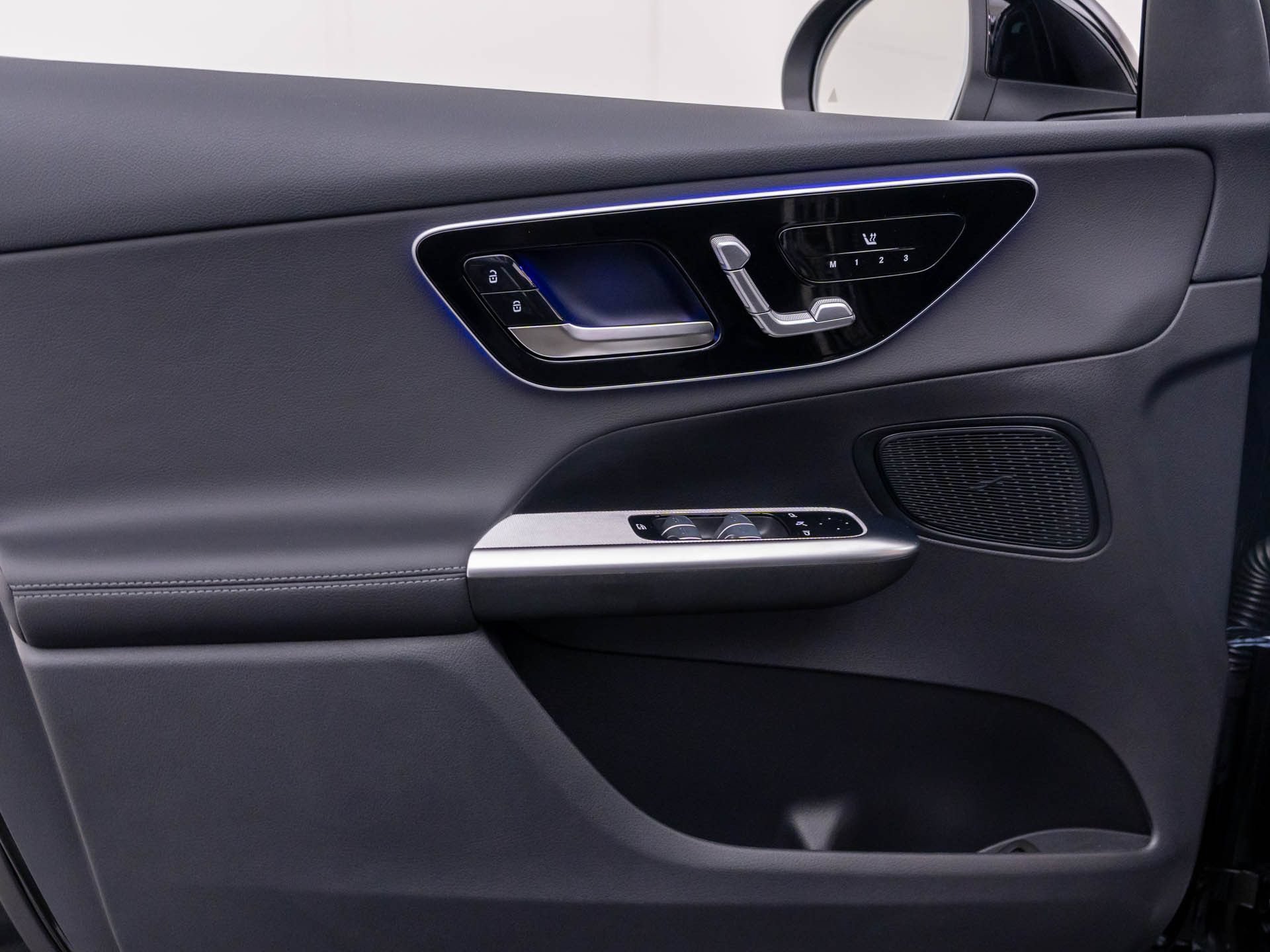 New 2026 Mercedes-Benz GLC 300 4MATIC image 14