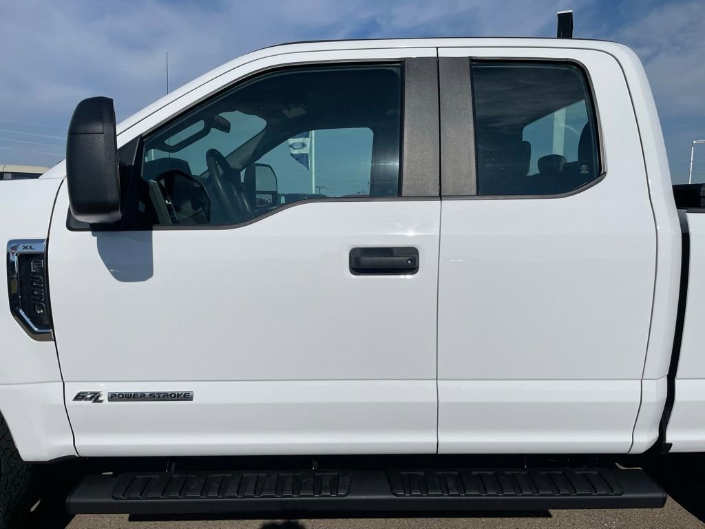 Used 2021 Ford F250 XL w/ Power Equipment Group AWD/4WD image 28