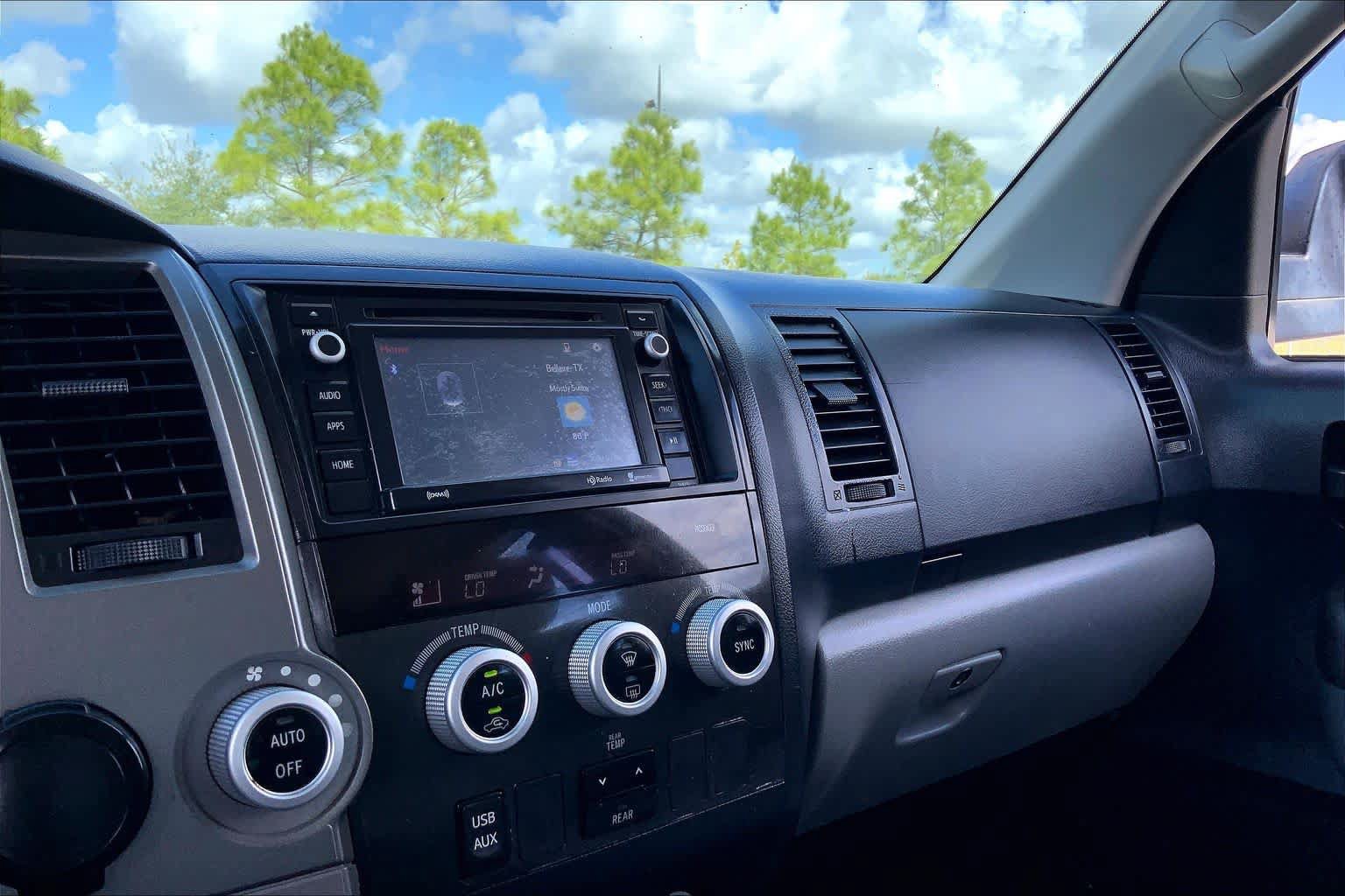 Used 2017 Toyota Sequoia SR5 RWD image 35
