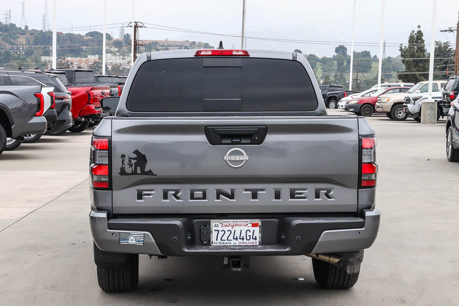 Used 2025 Nissan Frontier SV w/ SV Convenience Package RWD image 6