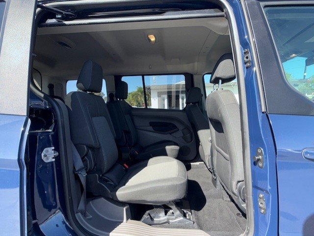 Used 2020 Ford Transit Connect XLT image 21