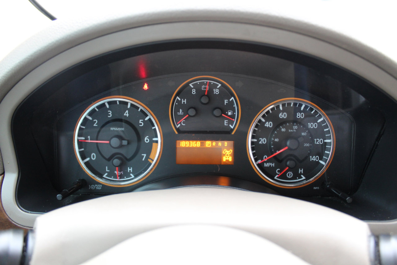 Used 2012 Nissan Armada Platinum image 15