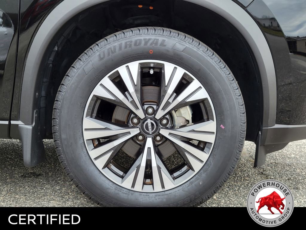 Used 2023 Nissan Rogue SV image 11