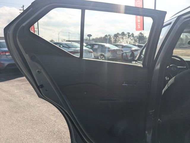 Used 2024 Nissan Kicks SR image 24