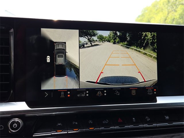 Used 2024 Chevrolet Silverado 1500 LTZ w/ Z71 Off-Road Package image 19