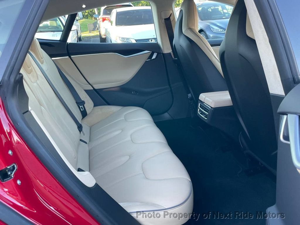 Used 2013 Tesla Model S Performance RWD image 12