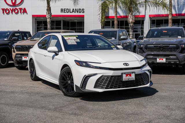 Certified 2026 Toyota Camry SE FWD image 1