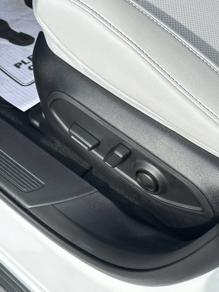 New 2026 Jeep Cherokee Limited AWD/4WD image 23