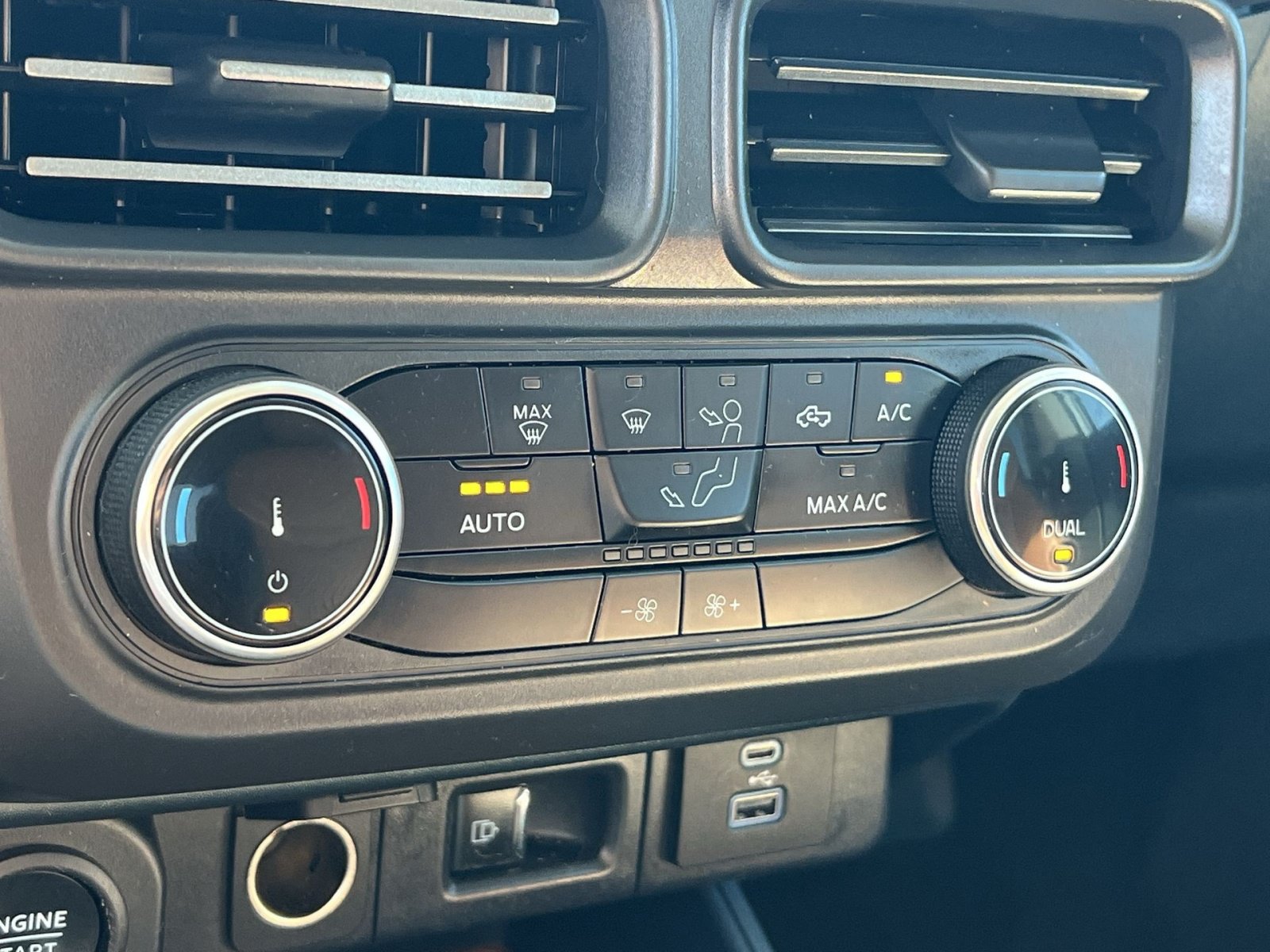 Certified 2023 Ford Maverick Lariat FWD image 20