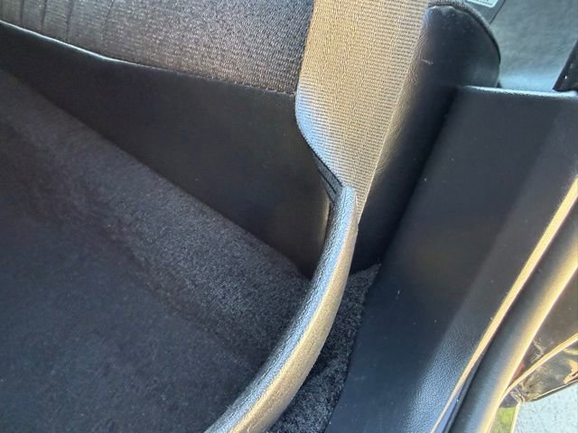 Used 1991 Ford Mustang LX RWD image 31