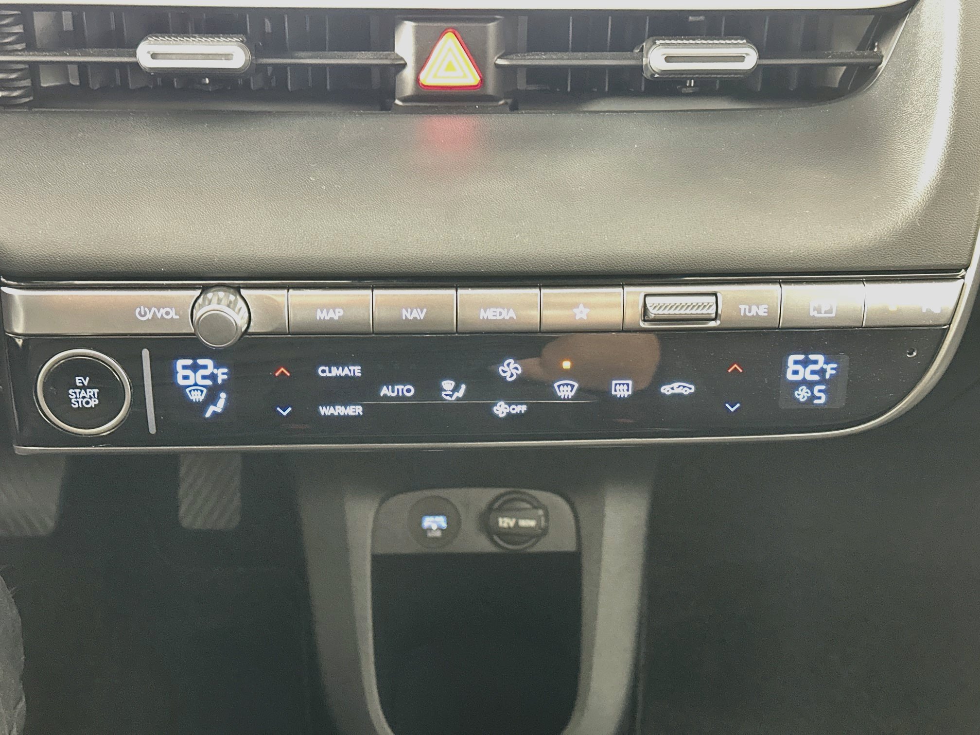 Used 2024 Hyundai Ioniq 5 SEL RWD image 24