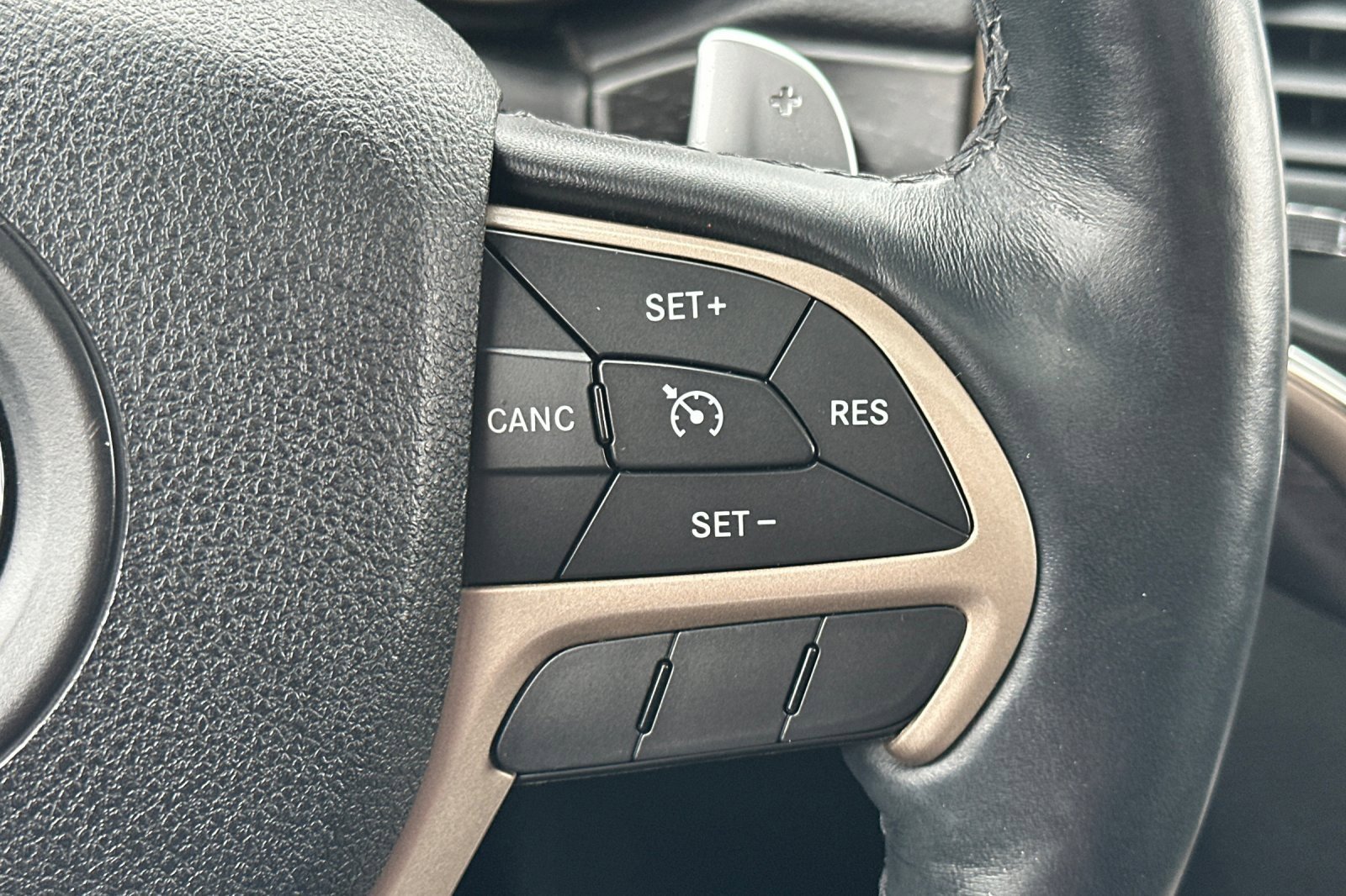 Used 2014 Jeep Grand Cherokee Altitude image 26