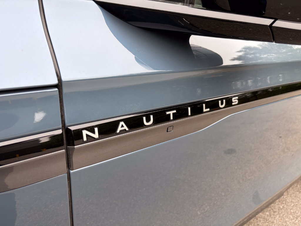 New 2026 Lincoln Nautilus Reserve w/ Jet Appearance Package AWD/4WD image 55