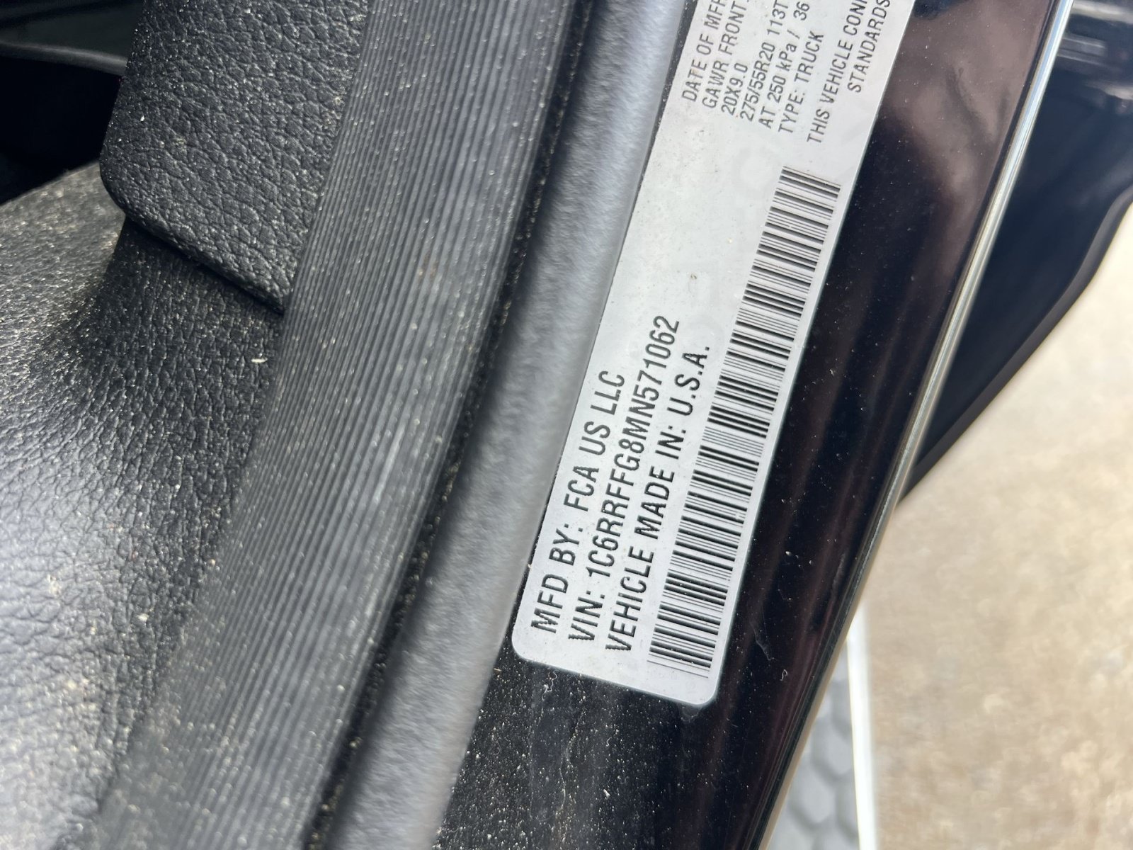 Used 2021 RAM 1500 4x4 Crew Cab image 26