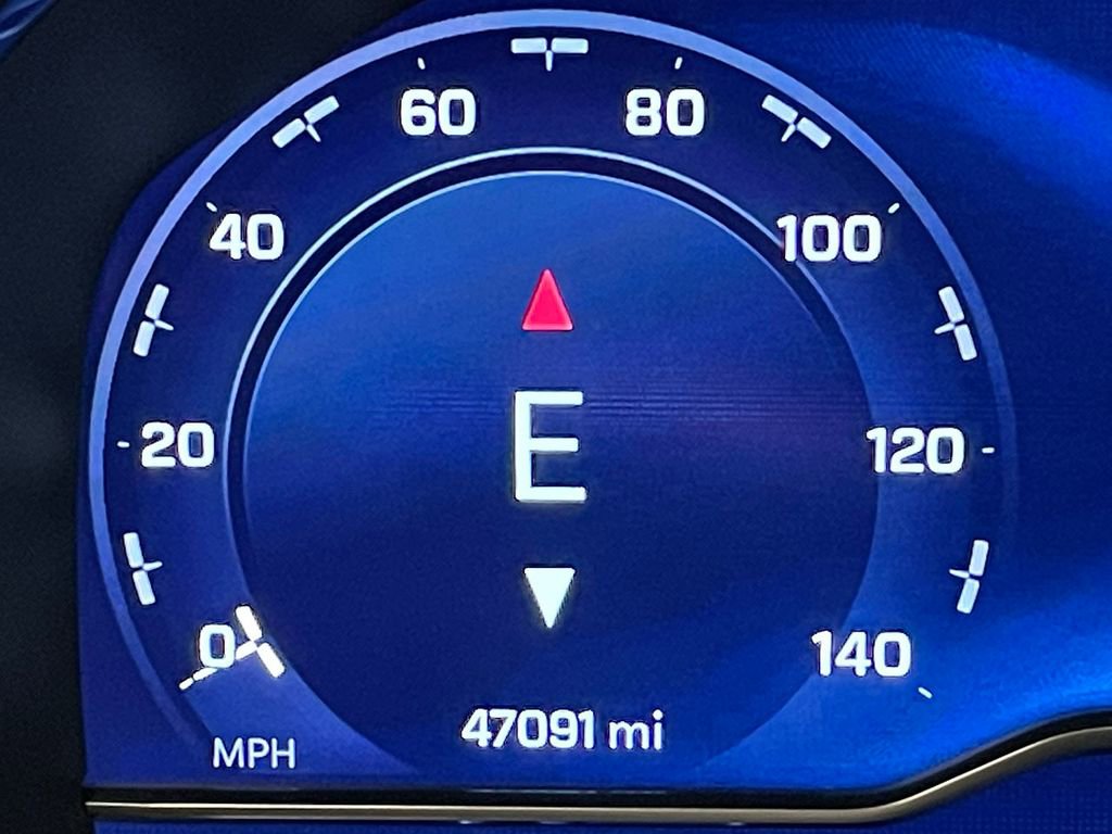 Used 2022 Chevrolet Tahoe Z71 w/ Luxury Package image 6