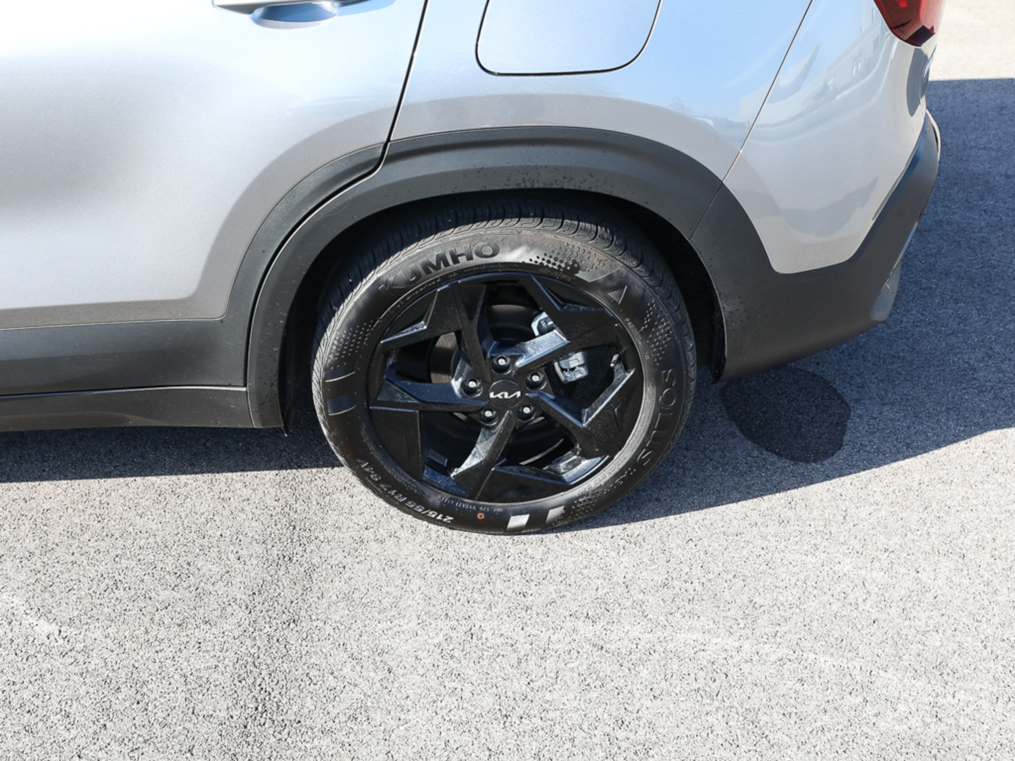 Certified 2026 Kia Seltos EX w/ EX Sunroof Package FWD image 3