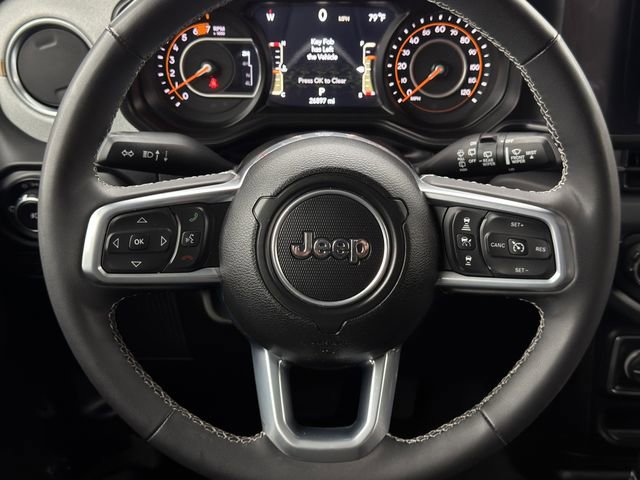 Used 2025 Jeep Wrangler Unlimited Sahara AWD/4WD image 12