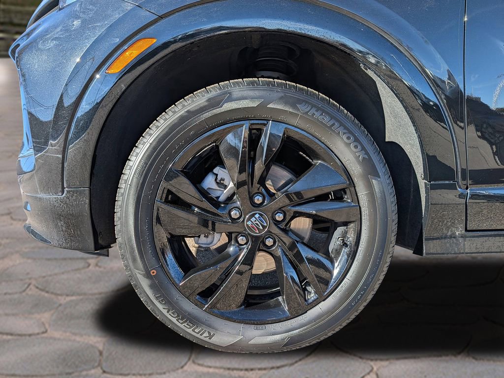 Used 2024 Buick Encore GX Sport Touring w/ Comfort Package image 9