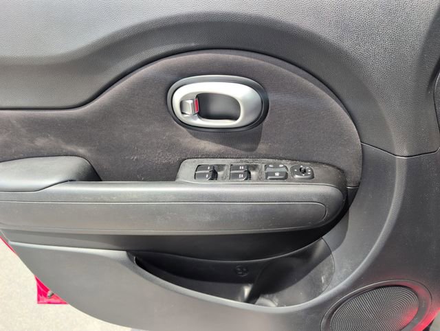 Used 2016 Kia Soul + FWD image 15