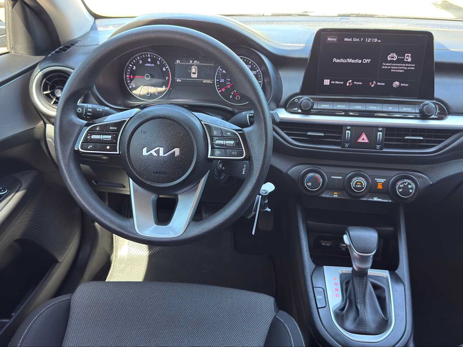 Certified 2024 Kia Forte LXS FWD image 22